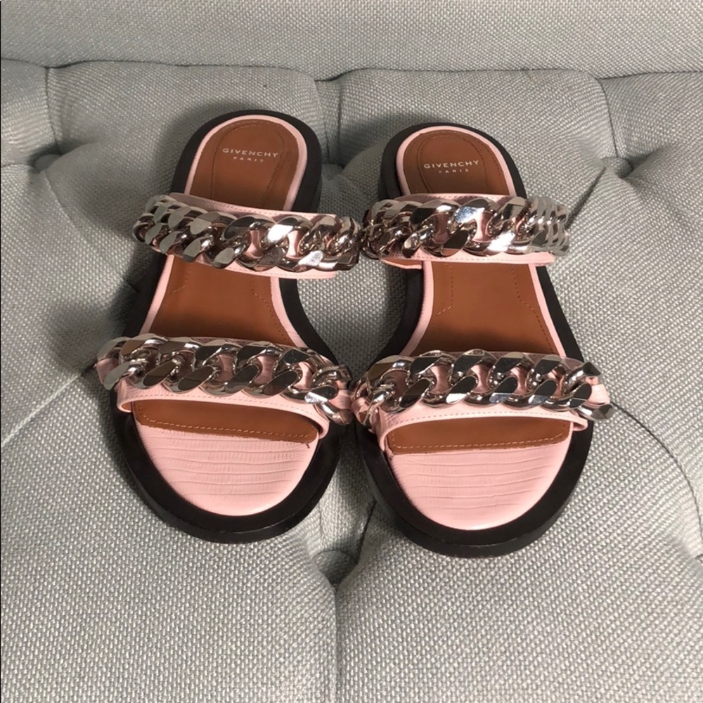 🔥🔥TRADE 🔥🔥 Givenchy Pink Crocodile Chain